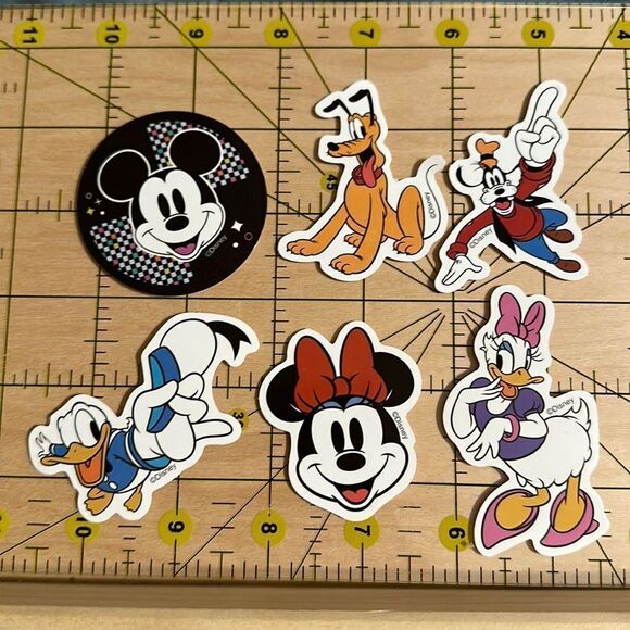 NEW Bundle of Assorted Scrapbook/Project Starter Kit - Picture 3 of 14